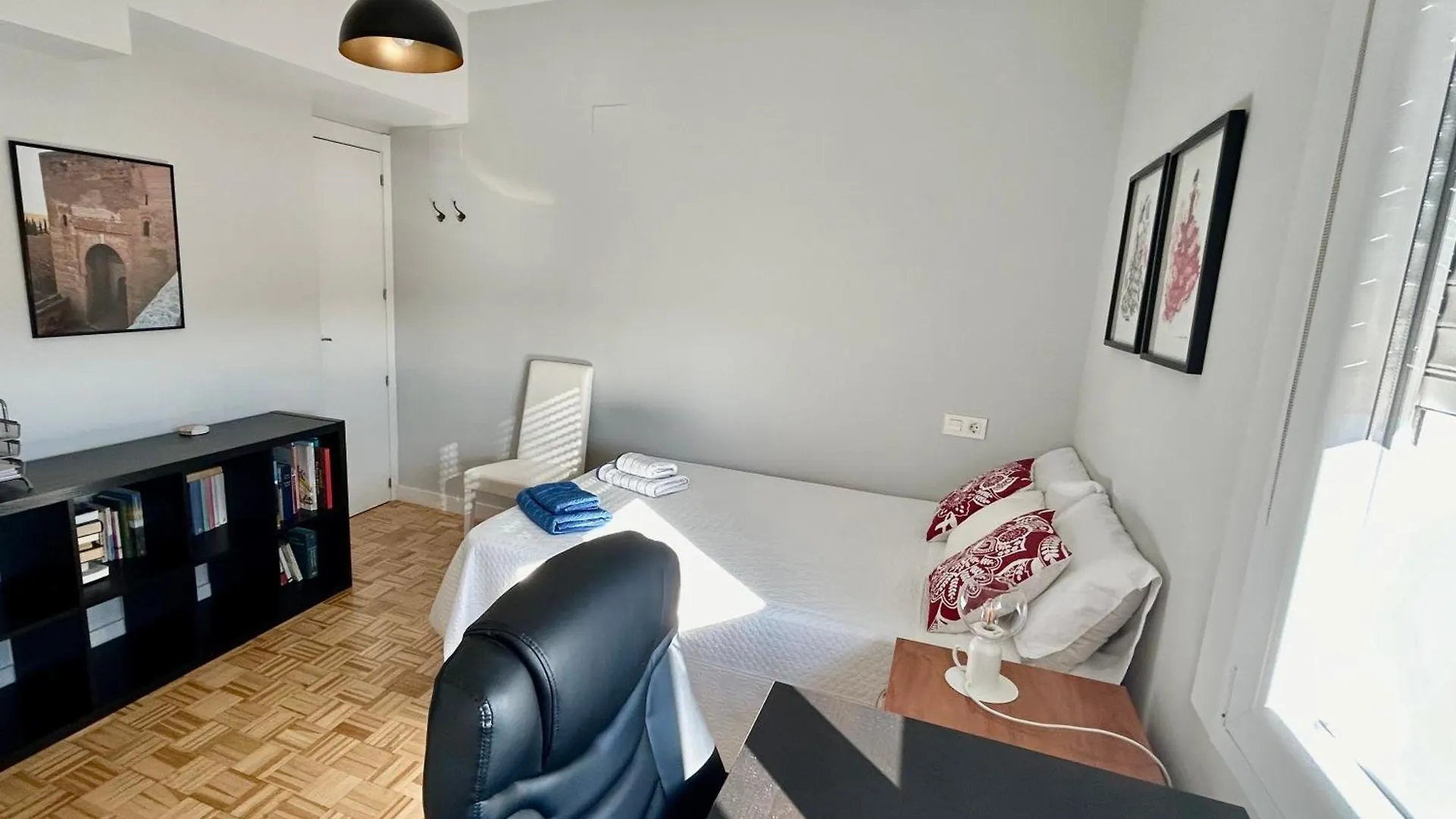 Habitacion Doble Con Bano Privado En El Centro De Granada 0*,